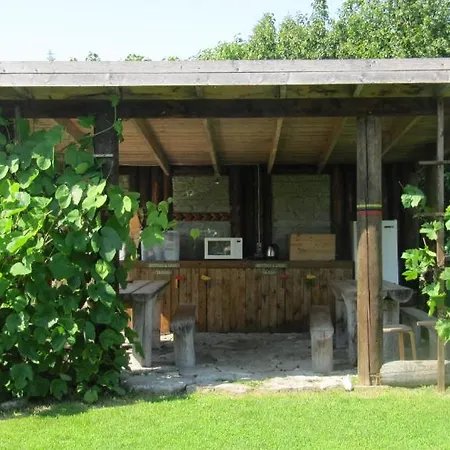 Aavikunurga Country house *